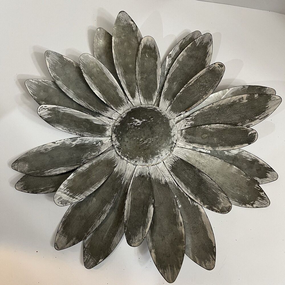 Galvanized Aluminum Daisy Flower Wall Hanging 13" Whitewashed Metal Wall Decor